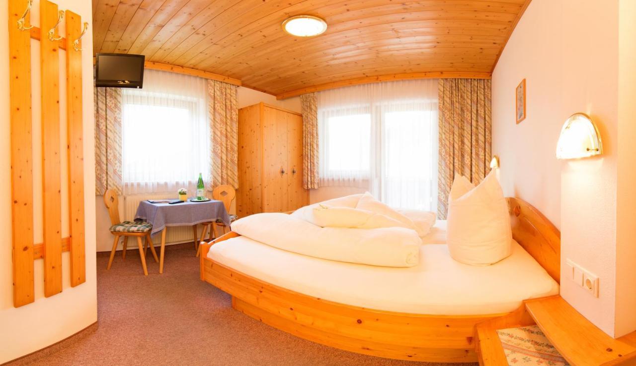 Haus Elisabeth Bed & Breakfast Neustift im Stubaital Cameră foto